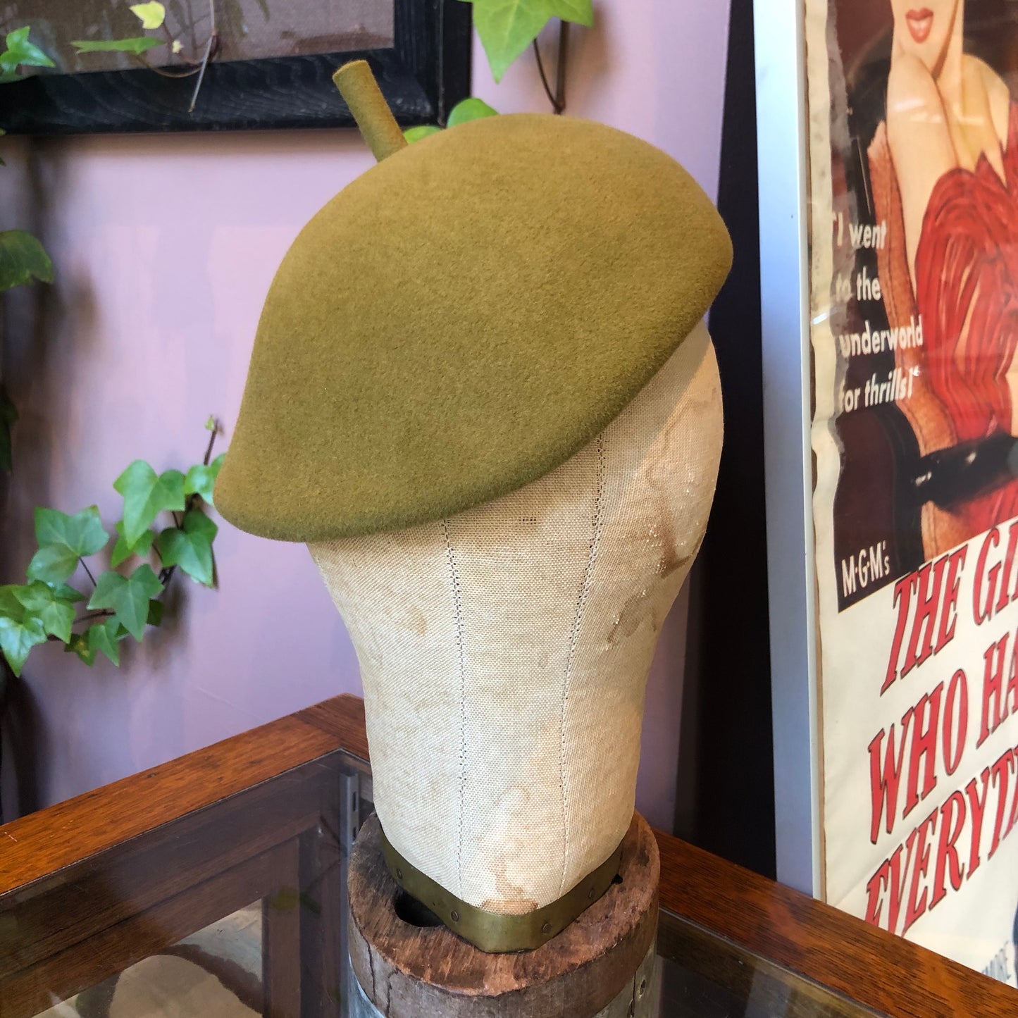 The Chubby Stem Beret